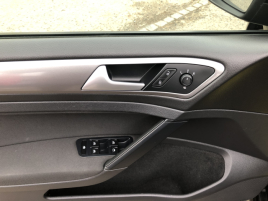 Volkswagen Golf Variant (2015) 1,6TDi Bi-Xenon,P+Z PDC, NAVI - náhled 28