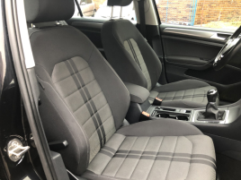Volkswagen Golf Variant (2015) 1,6TDi Bi-Xenon,P+Z PDC, NAVI - náhled 37