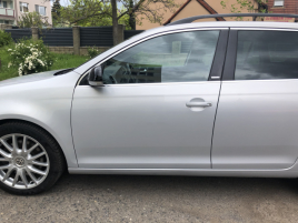 Volkswagen Golf Variant (2011) 2,0TDi STYLE nez. top. panoram - náhled 12