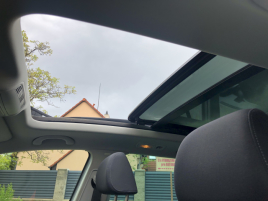 Volkswagen Golf Variant (2011) 2,0TDi STYLE nez. top. panoram - náhled 54