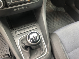 Volkswagen Golf Variant (2011) 2,0TDi STYLE nez. top. panoram - náhled 58