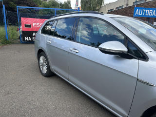 Volkswagen Golf Variant (2015) 1,2TSi DSG 81kW "Cup" - náhled 9