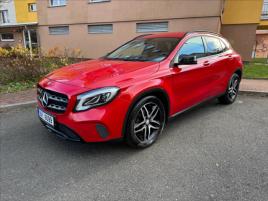 Mercedes-Benz GLA 200 d 4Matic