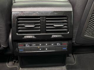 Volkswagen Touareg R-LINE - náhled 27