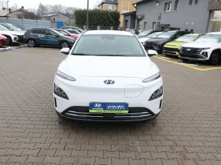 Hyundai Kona EV POWER 150KW SMART RANGE