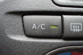 Toyota Yaris (2005) 1.0 VVT-i, Klima, Pojízdné ! - náhled 36