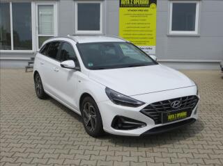 Hyundai i30 1.5 T-GDI mHEV Smart 117kW