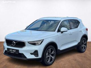 Volvo XC40 Core B3 FWD Mild Hybrid