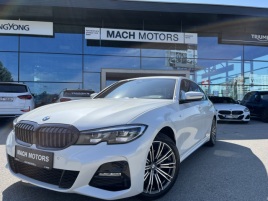 BMW 320d xDrive, 2022, zruka