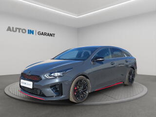 Kia GT 1.6T-GDi 150kW, Serv.kniha