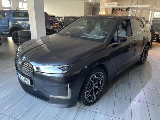 BMW iX XDrive 40