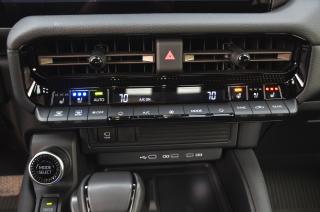 Toyota Land Cruiser (2025) 2.4 iForce MAX / ČR (Dajbych) - náhled 39