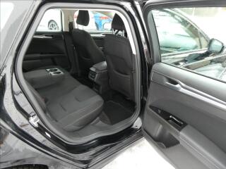 Ford Mondeo 2,0 TDCi 110kW automat,navigac - náhled 17