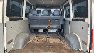 Mercedes-Benz Sprinter (2002) 2,7 CDI 115 KW 9 MÍST - náhled 13