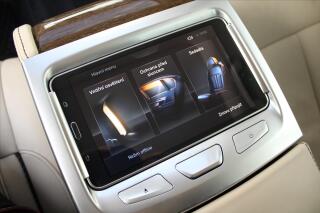 BMW Řada 7 750Li xDrive LASER MASÁŽE ČR - náhled 30