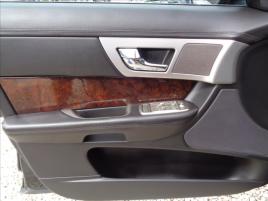 Jaguar XF 3,0D 155kW Luxury Auto - náhled 19