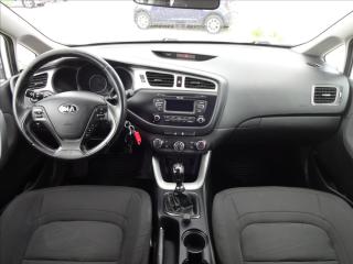 Kia Ceed 1,4i16V 73kW - náhled 32