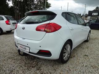 Kia Ceed 1,4i16V 73kW - náhled 7