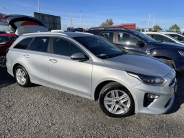 Kia Ceed 1.6 CRDi AT Exclusive-NAVI-�R!