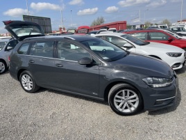 Volkswagen Golf 2.0TDi DSG NEHAV-HIGHL-DPH-�R!