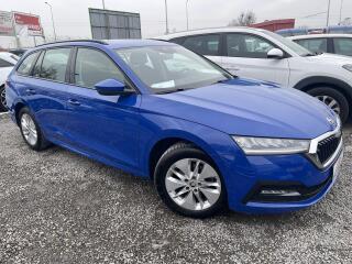 �koda Octavia 2.0 TDi AMBITION+ NEHAV-Top-�R