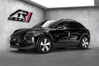 Porsche Macan 4  EL Vzduch BOSE
