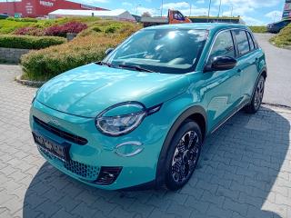 Fiat 600e 54kWh 156k La Prima /IHNED/