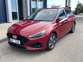 Hyundai i30 1.5i Smart Man6