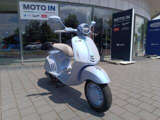 Vespa 946 946 Snake Azzuro (sleva 30.000