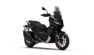 Aprilia SR GT 400 Rugget Black