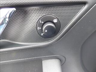 Škoda Rapid 1,4 TSI DSG,92kW,koupeno ČR,se - náhled 17