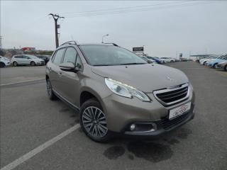 Peugeot 2008 1.2 PureTech,koupeno R,Navi,D