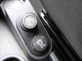 Fiat Fiorino 1,3 MultiJet 75, serviska - náhled 20