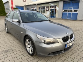 BMW Řada 5 (2005) Kombi 530 D - náhled 2