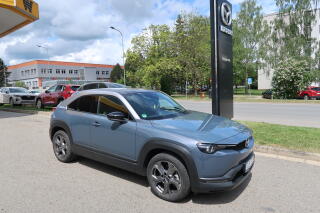 Mazda MX-30 EV  Advantage, DPH, z�ruka