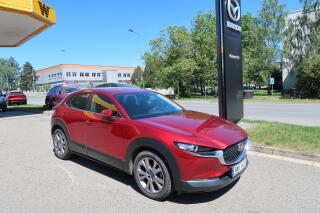 Mazda CX-30 2.0 G122 Plus, ta�n�, z�ruka