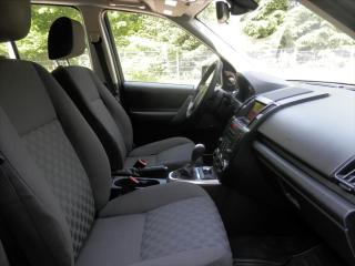Land Rover Freelander 2,2 TD4, 4x4, Autom. Navi, Taž - náhled 13
