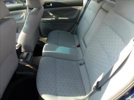 Volkswagen Passat 1,6 Bez dokladů !!! - náhled 15