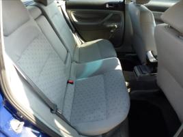 Volkswagen Passat 1,6 Bez dokladů !!! - náhled 20