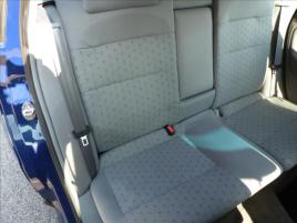 Volkswagen Passat 1,6 Bez dokladů !!! - náhled 22