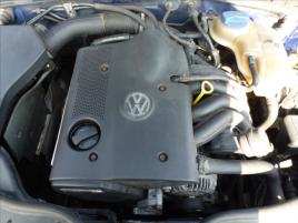 Volkswagen Passat 1,6 Bez dokladů !!! - náhled 27