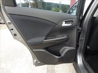 Honda Civic 1,8 V-TECH nová STK pakr kamer - náhled 17