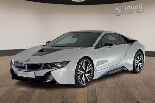 BMW i8 Coup�