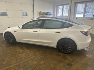 Tesla Model 3 PERFORMANCE 377kw