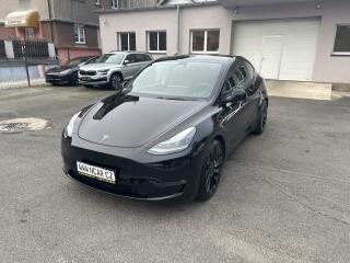 Tesla Model Y ZAMLUVENO !!!