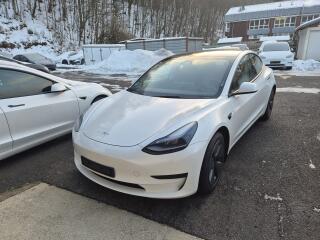 Tesla Model 3 ZAMLUVENO !