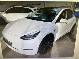 Tesla Model Y PERFORMANCE 393kw 21ALU