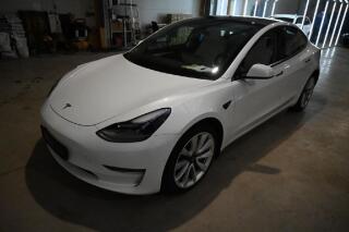 Tesla Model 3 ZAMLUVENO !  SOH 95%