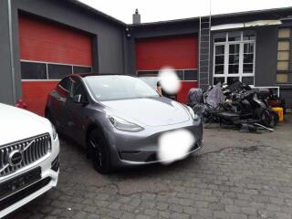 Tesla Model Y LONG RANGE DUAL MOTOR TZ 94%