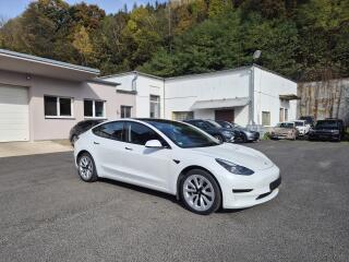Tesla Model 3 ZAMLUVENO !